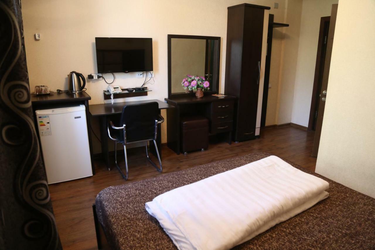 Отель Elite House Бишкек Экстерьер фото